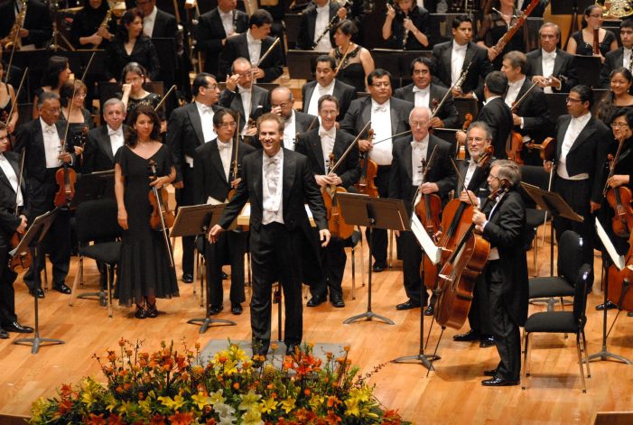 La Orquesta Sinfónica de México celebrará los 50 años de la novela «Cien años de Soledad»