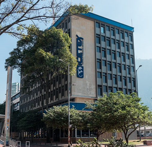 ICETEX firma crédito con Banco Mundial por 160 millones de dólares para beneficiar a estudiantes colombianos