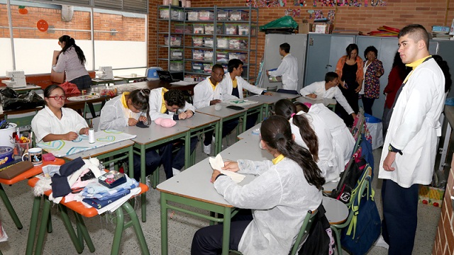 Dotación a colegio Juan Francisco Berbeo beneficia a 200 estudiantes con discapacidad
