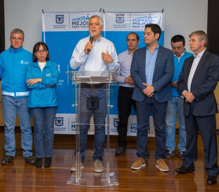 Alcalde Peñalosa declara emergencia sanitaria y ambiental en Bogotá