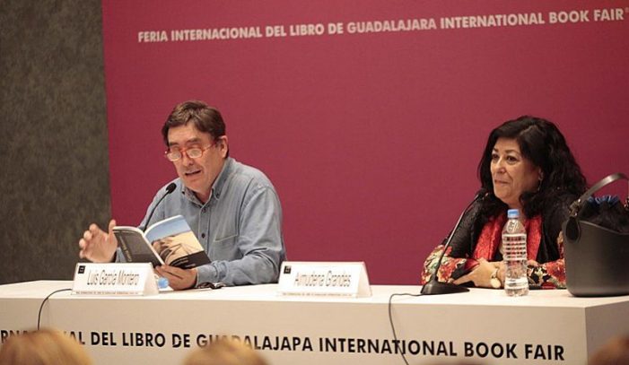 Amor, literatura y poesía en la biblioteca Julio Mario Santo Domingo