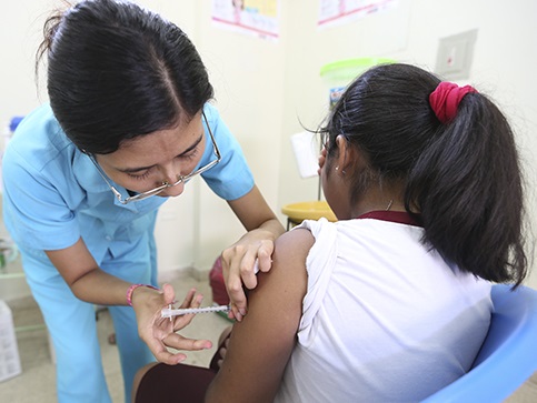 Liga Colombiana Contra el Cáncer ofrecerá vacunación gratuita contra el cáncer de cuello uterino, Influenza y Neumococo