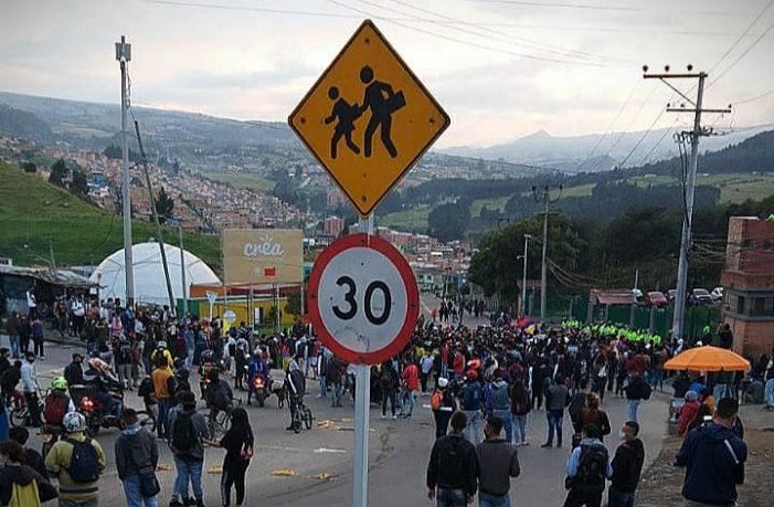 Sexto día de protestas en Colombia, aumentan las protestas contra el gobierno Duque