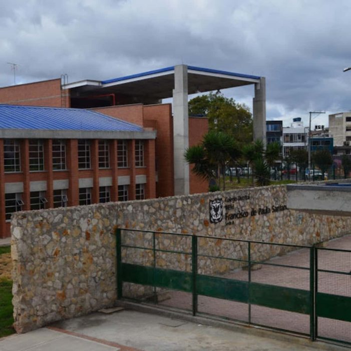 11 profesores de un colegio público en Bogotá dieron positivo para COVID-19