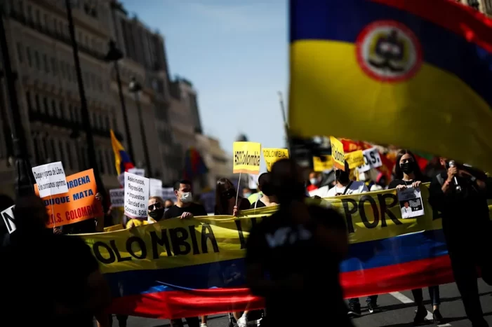 Protestas de colombianos en Madrid por visita de Iván Duque