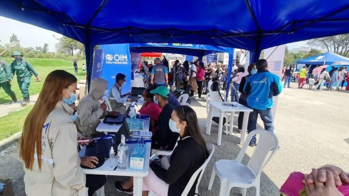 Feria de servicios de salud para población migrante venezolana en Bogotá
