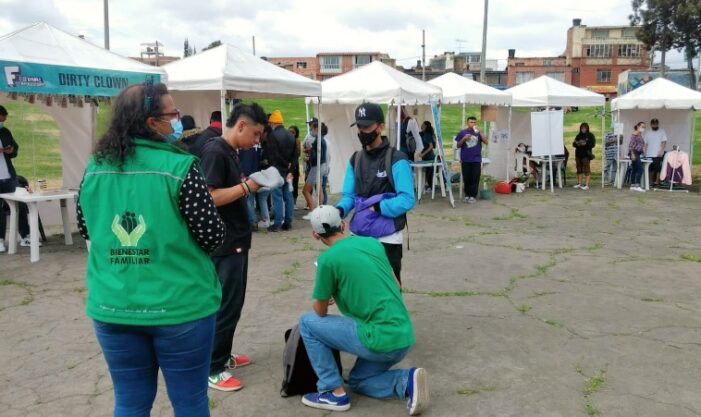 ICBF promueve iniciativas de emprendimiento de jóvenes en Bogotá