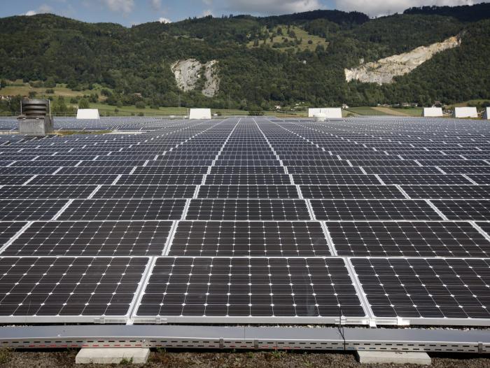 El parque solar La Loma entrega el primer kilovatio hora de energía e inicia su etapa de pruebas