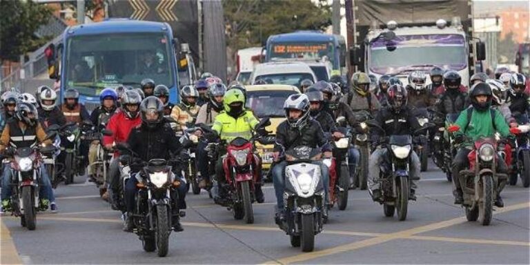 PROTESTAS DE MOTOCICLISTAS EN BOGOTA