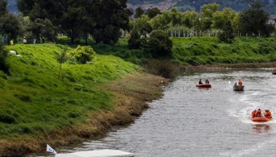 La CAR abre programa para navegar en el río Bogotá