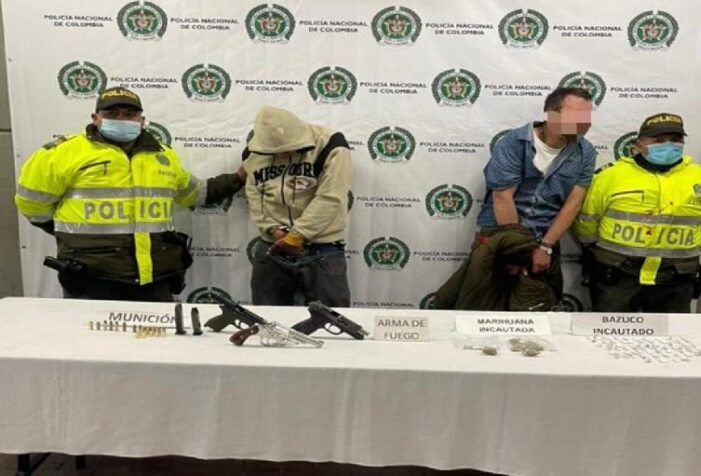 Capturados dos hombres con armas, marihuana y bazuco en Ciudad Bolívar