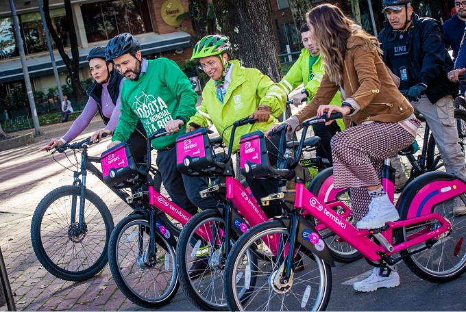 Inician el piloto de sistema de bicicletas compartidas en Bogotá