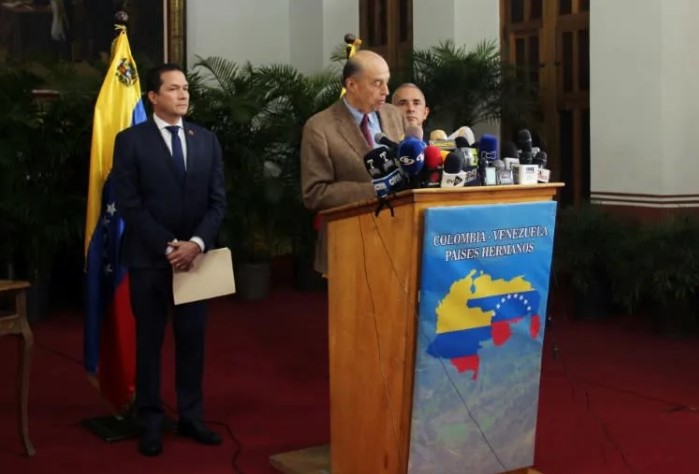 Venezuela y Colombia acuerdan restablecer relaciones diplomáticas