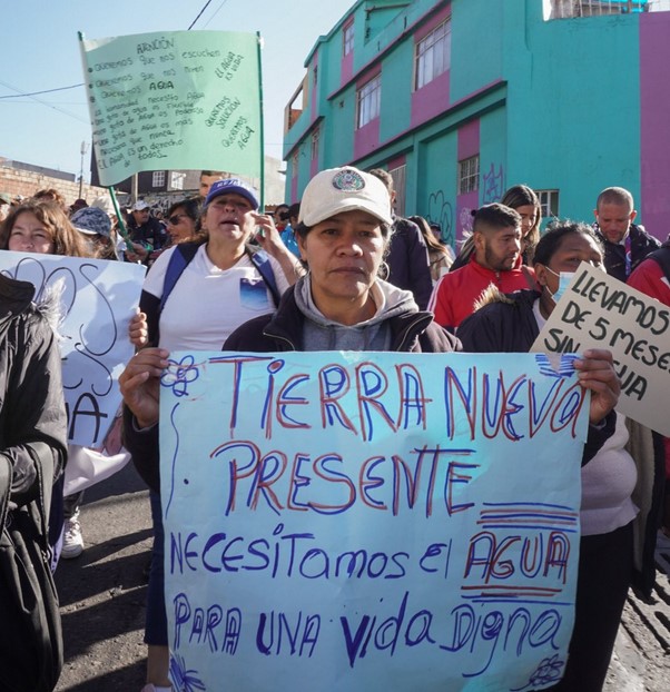 Habitantes de la localidad de Ciudad Bolívar protestan por falta de servicio de agua potable