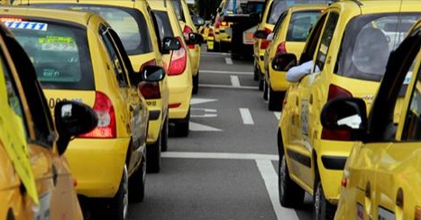 Propuestas del gremio de los taxistas al presidente Gustavo Petro