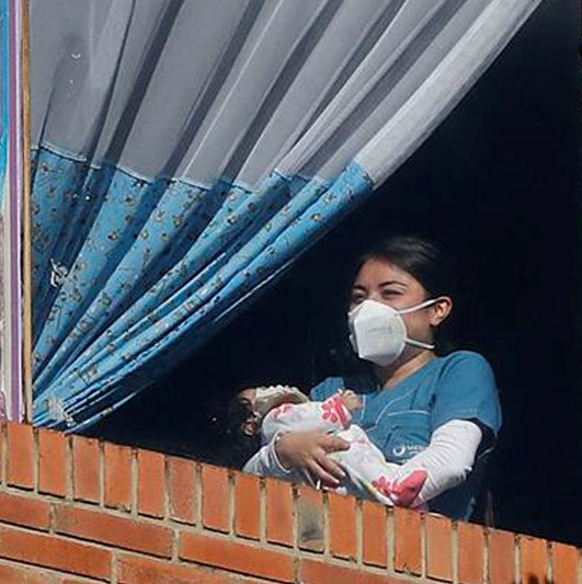 Alarma por aumento de muertes infantiles por casos de neumonía en Bogotá