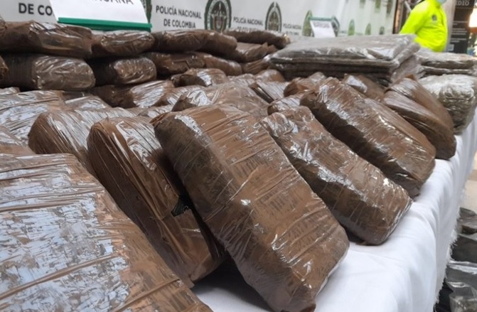 Policía de Cundinamarca incauta una tonelada de marihuana en el peaje de Chusacá