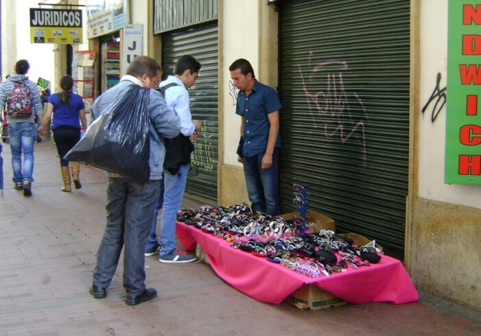Concejo de Bogotá aprueba Acuerdo que institucionaliza los consejos locales de vendedores informales