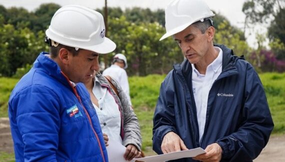 Empresa Ferrea de Cundinamarca realiza visita técnica a las obras del Regiotram de Occidente