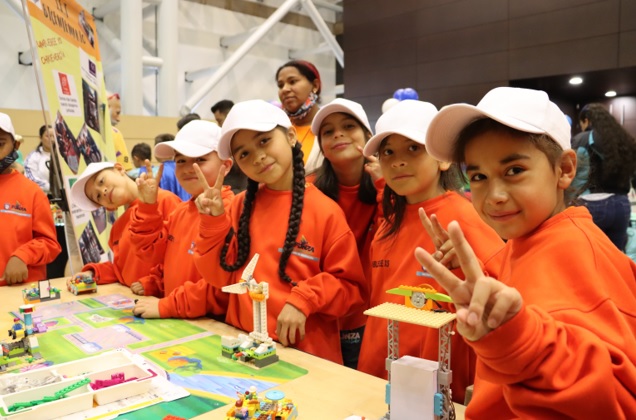 Colombia se prepara para la final nacional del FIRST LEGO League