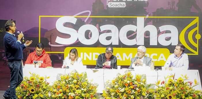 Gobierno Petro explica las estrategias de educación del ‘Gobierno con el Pueblo’ para Soacha