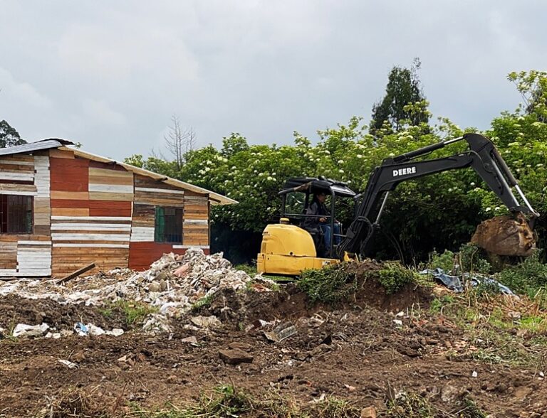 CAR Cundinamarca ordenó suspensión de construcción en Chía por utilizar residuos contaminantes para rellenar terreno