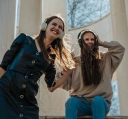 ¡Baja el volumen! El peligro oculto de los reproductores de sonido