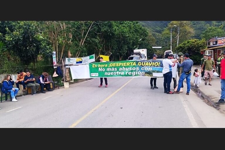 protestas bloquean Central Hidroeléctrica del Guavio